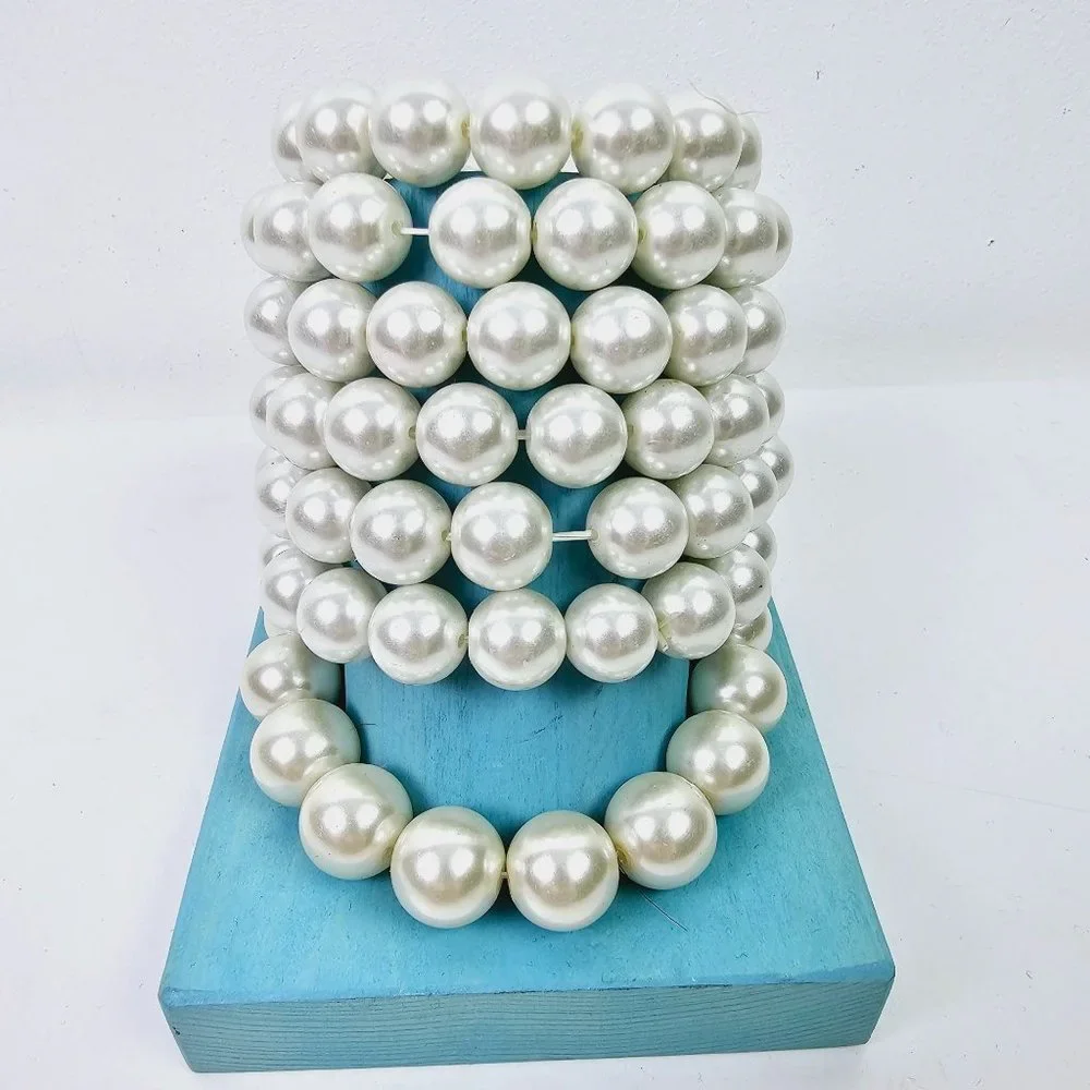 Set of 6 Large Rounded White Pearl Bracelets, Stretch PLUS Bonus Bracelet!